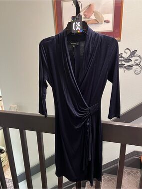 Excellent Condition Like New Karen Kane Dark Navy Draped Wrap Dress Small #DC035